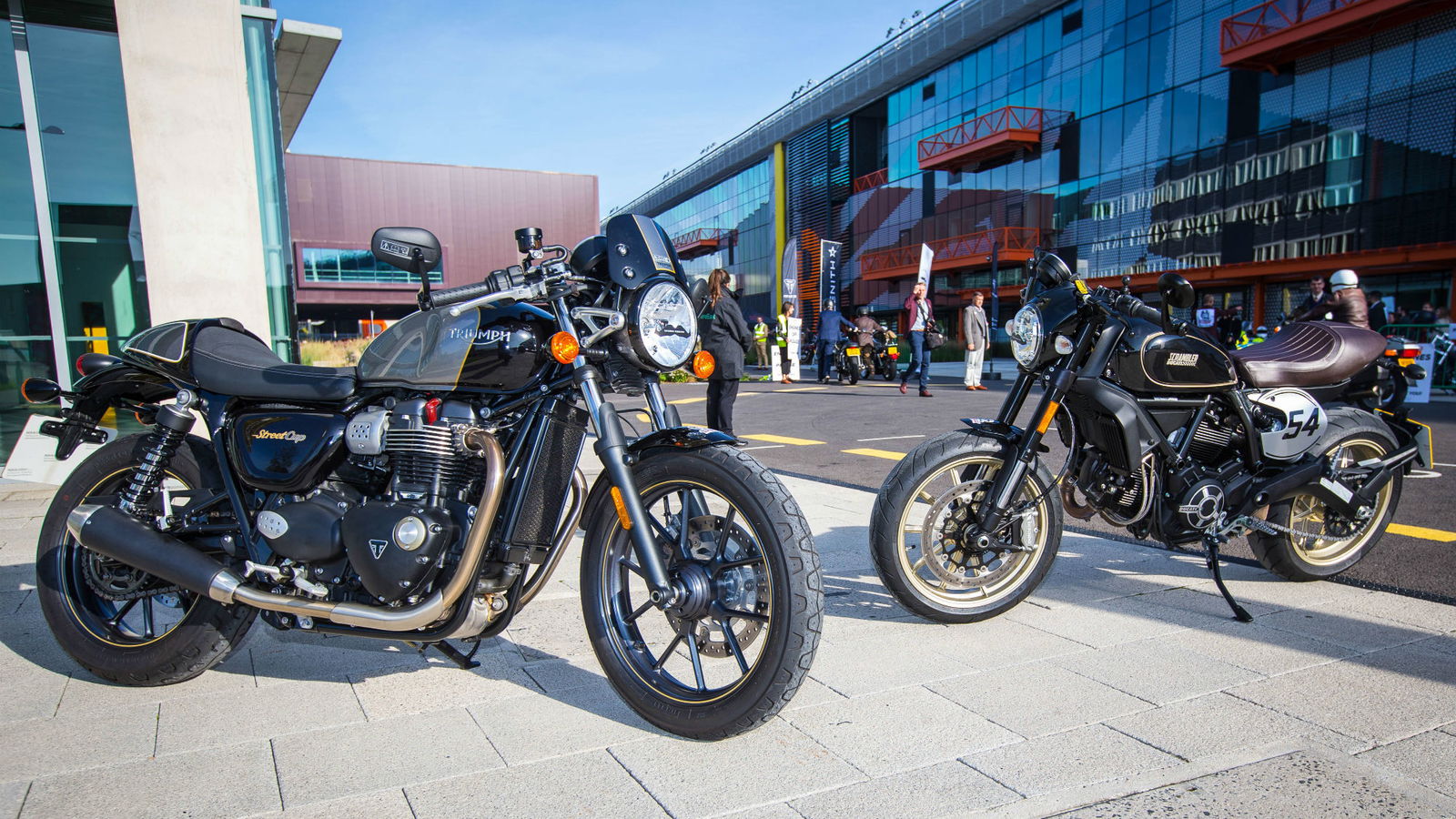 Triumph Street Cup vs Ducati Scrambler Café Racer review
